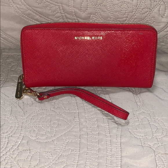 Michael Kors Wallet - Picture 1 of 2